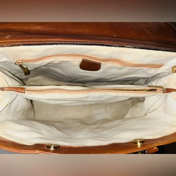 Gucci Bamboo Leather Tote/ Handbag - Picture 10 of 16